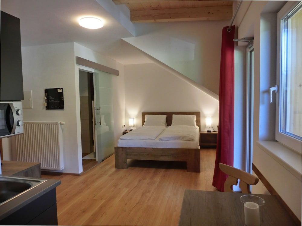 Aparthotel Buchauer Tirol 3
