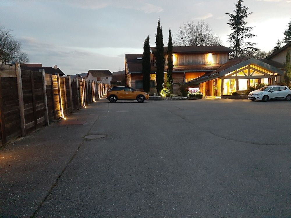 Le Clos du Bois Joli -1 estrellas en Lagnieu
