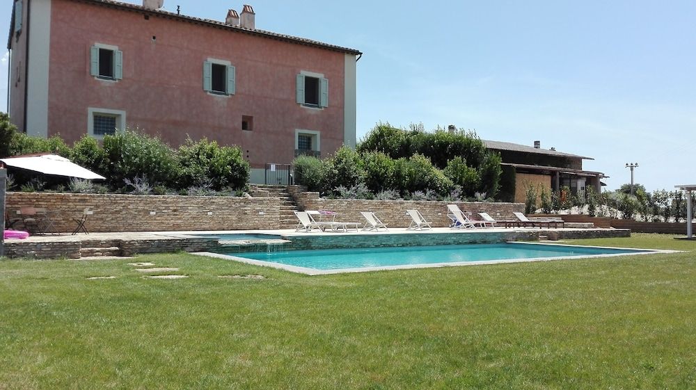 Agriturismo Casale Bonaparte -1 estrellas en Cellere