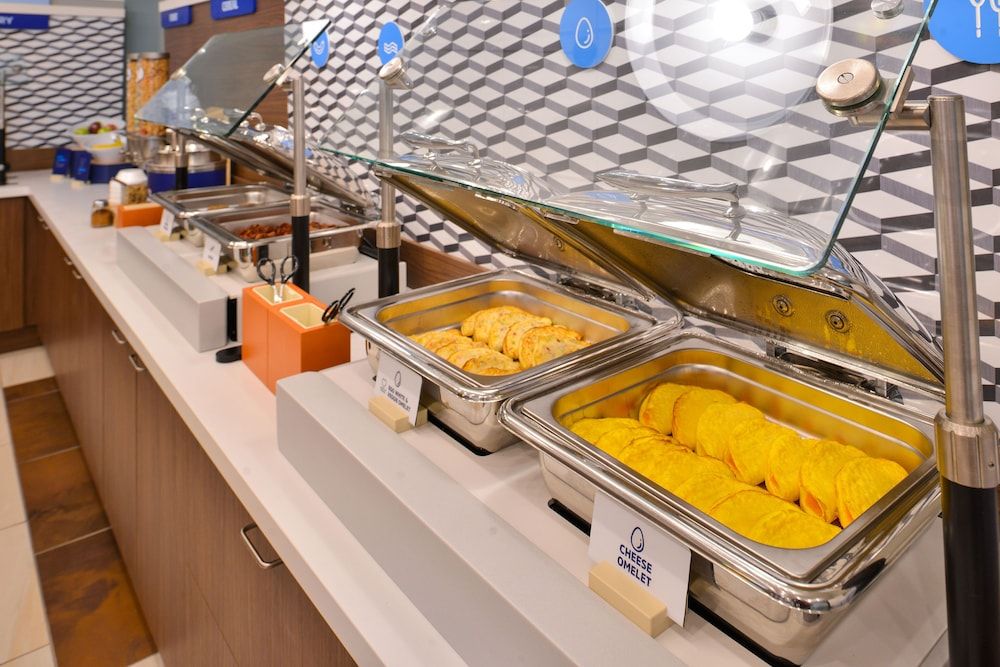 Holiday Inn Express Inn & Suites Searcy by IHG 2 estrellas en Searcy