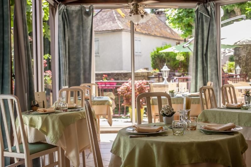 Logis Auberge de l'Ile 2