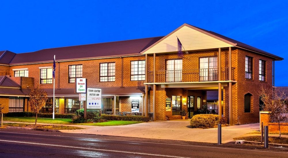 Holbrook Town Centre Motor Inn 3.5 estrellas en Holbrook