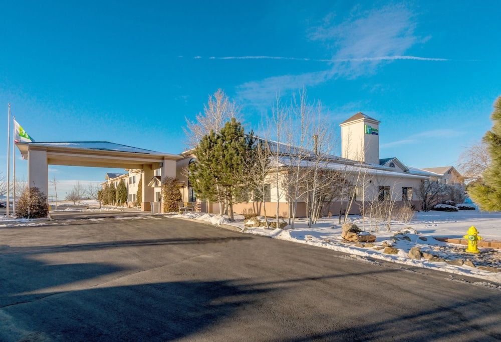 Holiday Inn Express Hotel & Suites Raton by IHG 2 estrelas em Raton