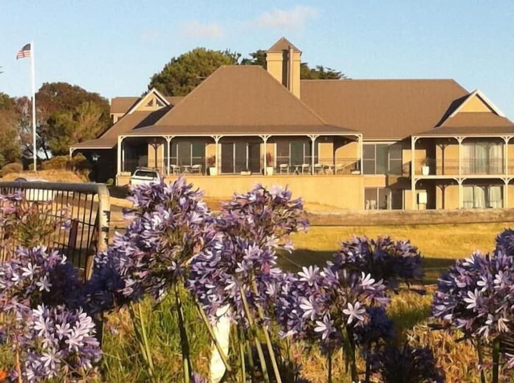 Swan Lake Guest House -1 estrellas en Ventnor