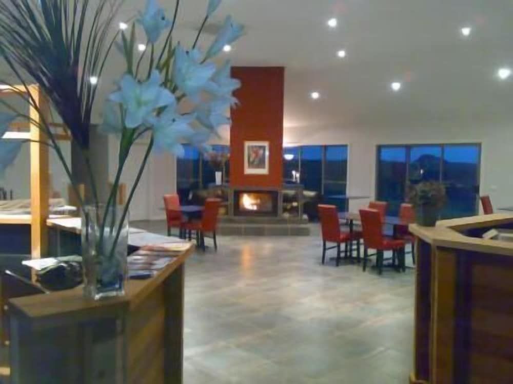 Swan Lake Guest House 3