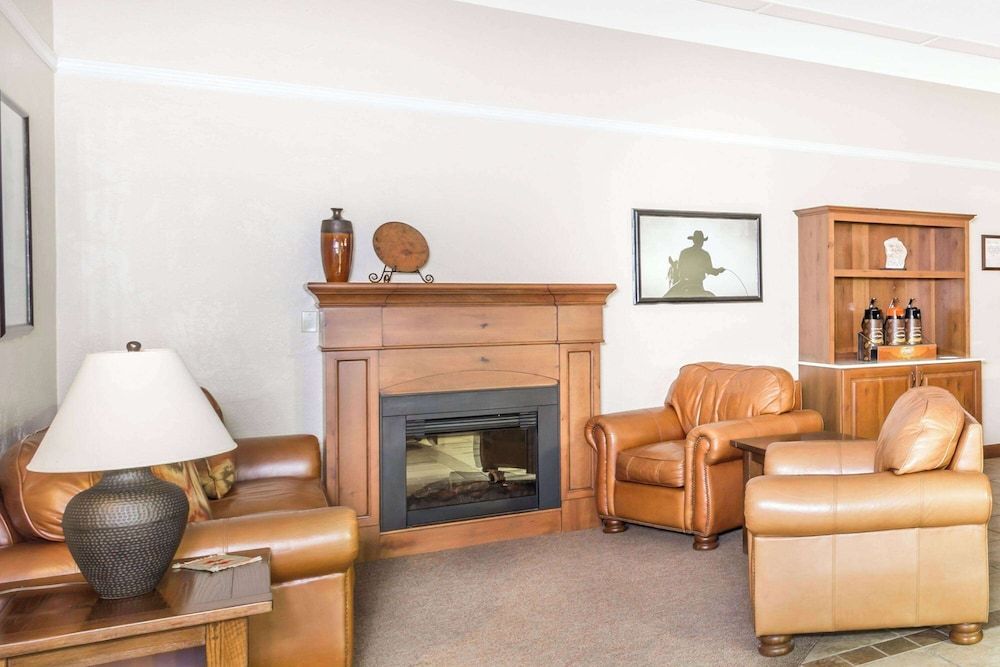 Super 8 by Wyndham Salina/Scenic Hills Area 2