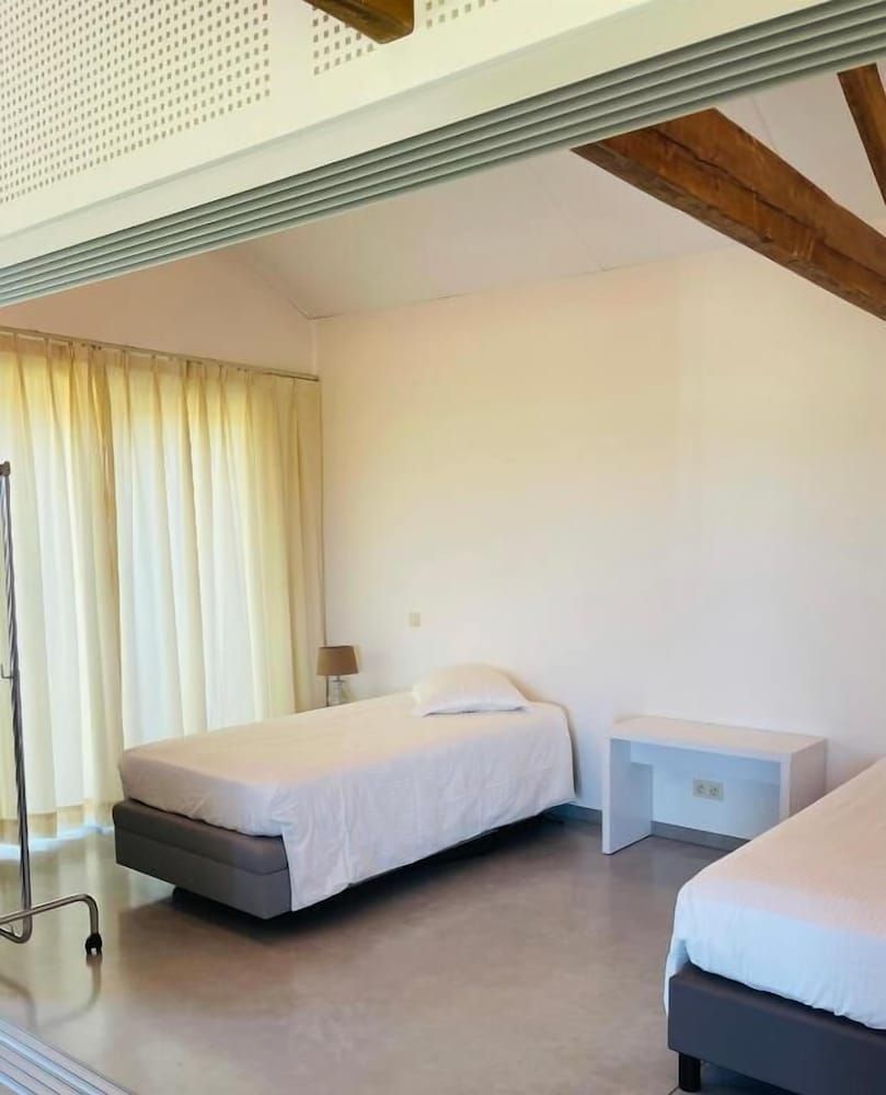 Landlord -1 estrellas en Holsbeek