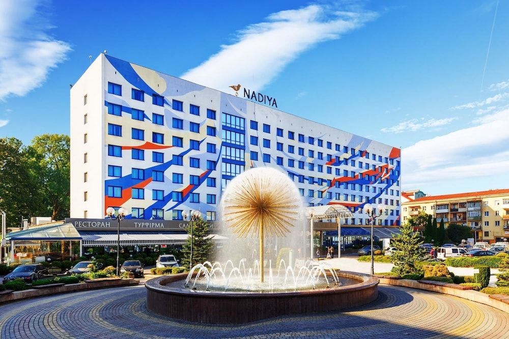 Nadiya Hotel -1 estrellas en Ivano-Frankivsʼk