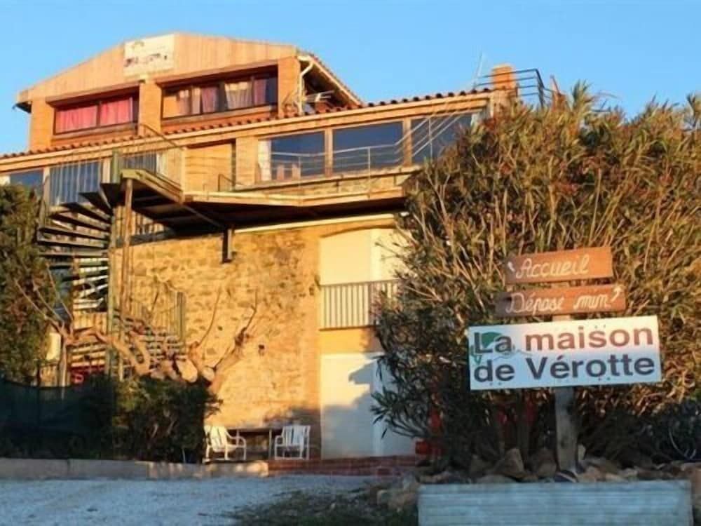 La Maison de Verotte -1 estrellas en Claira