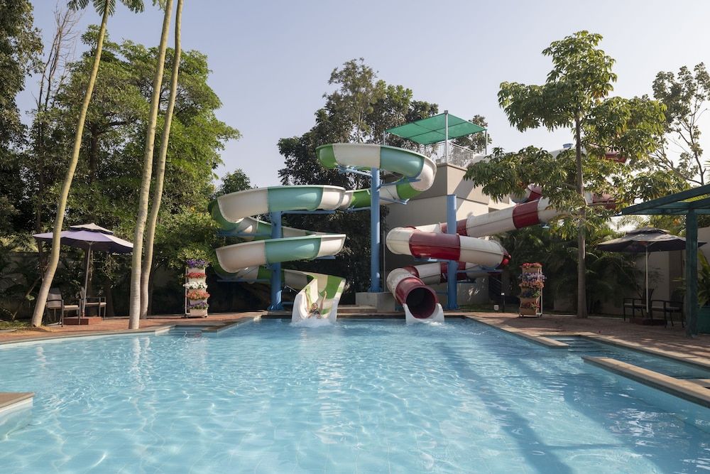 Sunray Village Resort 4 estrellas en Bhogāpuram