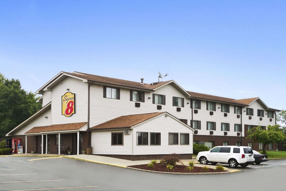 Super 8 by Wyndham New Castle 2 estrellas en New Castle