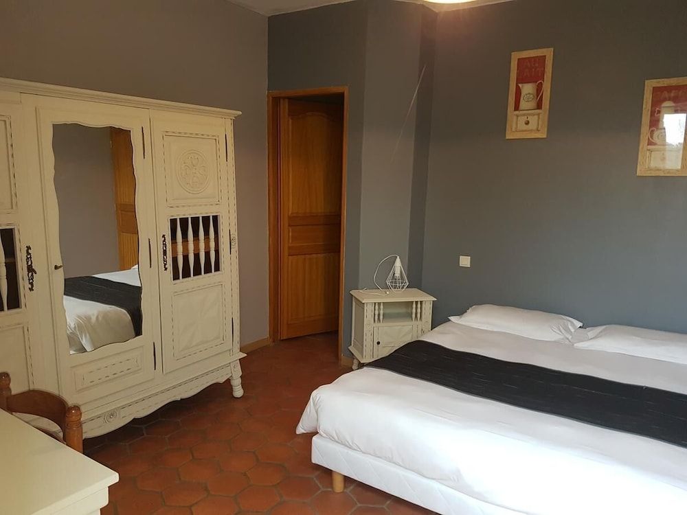 L'Alcove Hotel Restaurant 3