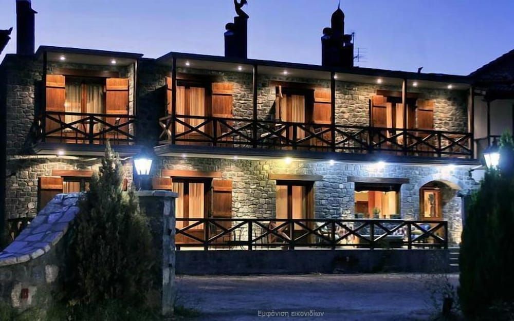 Guesthouse Teloni -1 estrellas en Vitina