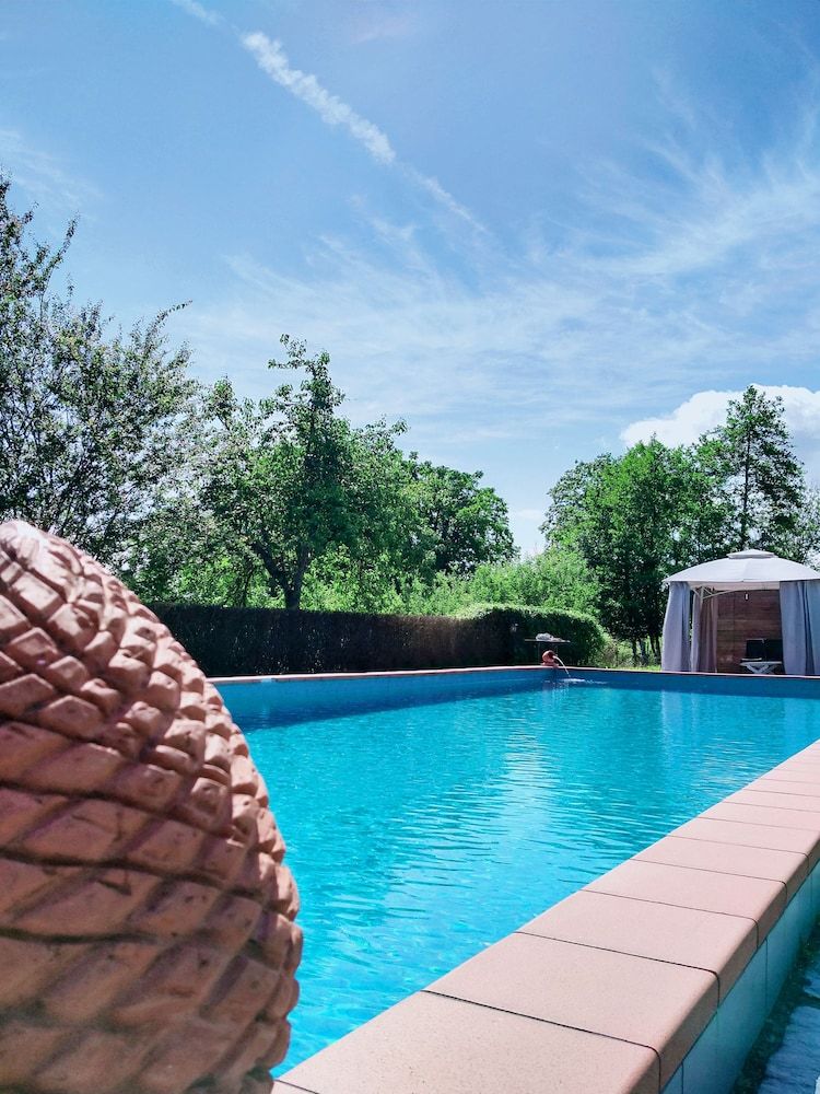 Agriturismo Borgo Biaia -1 estrellas en Camporgiano