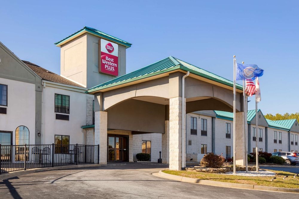 Best Western Plus South Hill Inn 3 estrelas em South Hill