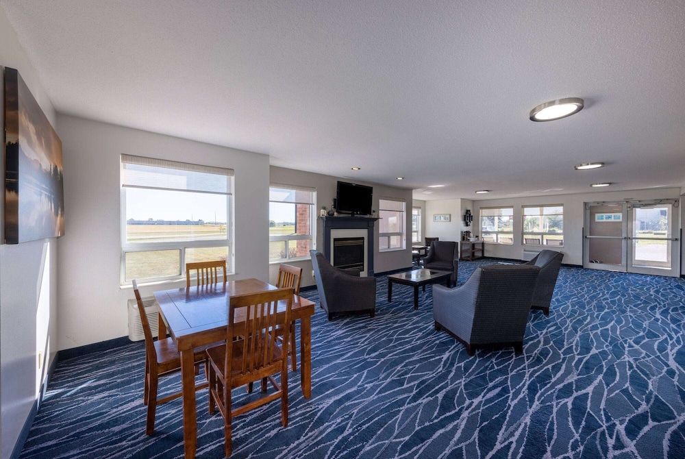 Super 8 by Wyndham Jackson MN 3