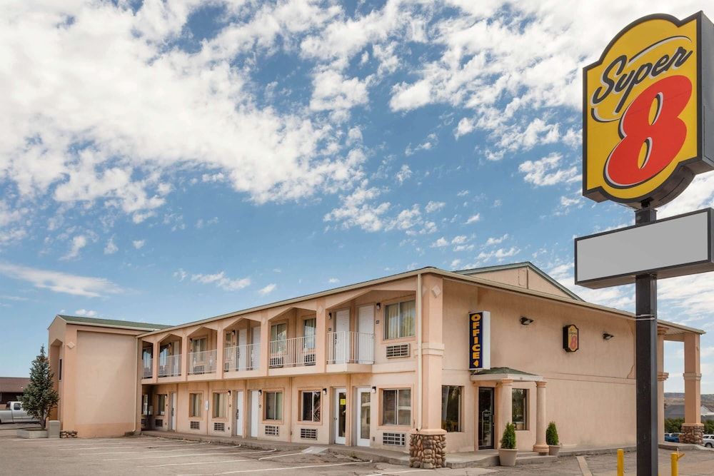 Super 8 by Wyndham Evanston 3 estrelas em Evanston