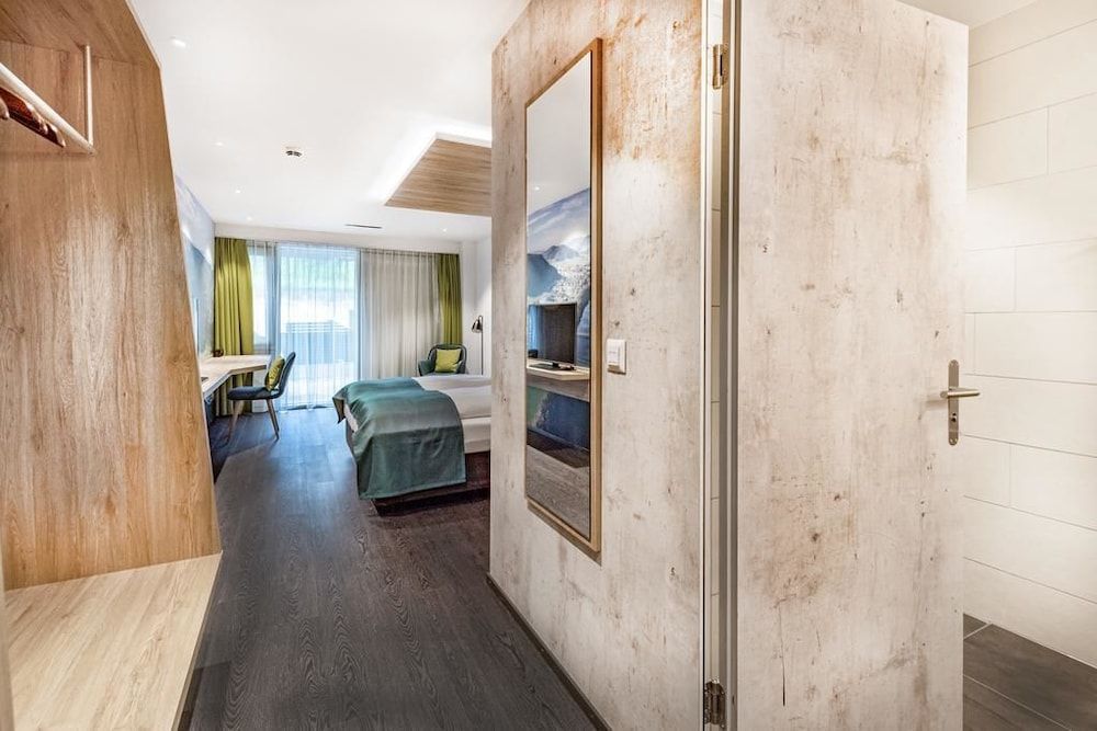 Hotel Sleep & Stay 3