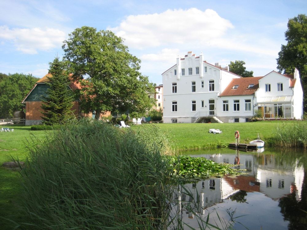 Gutshaus Gramkow -1 estrellas en Gramkow