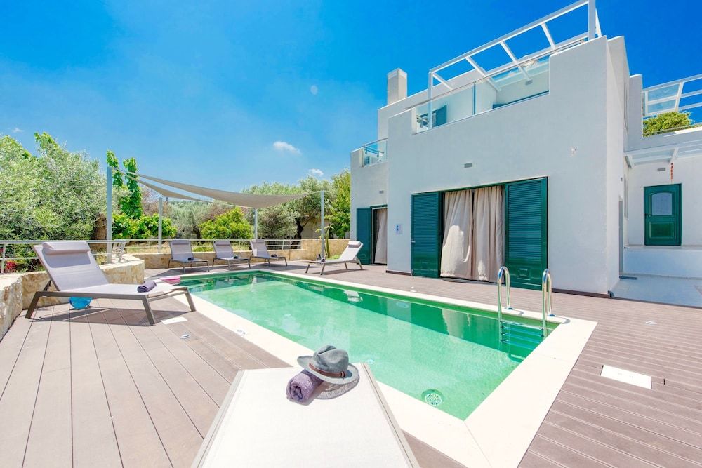 Villa Murtal -1 estrellas en Gerani