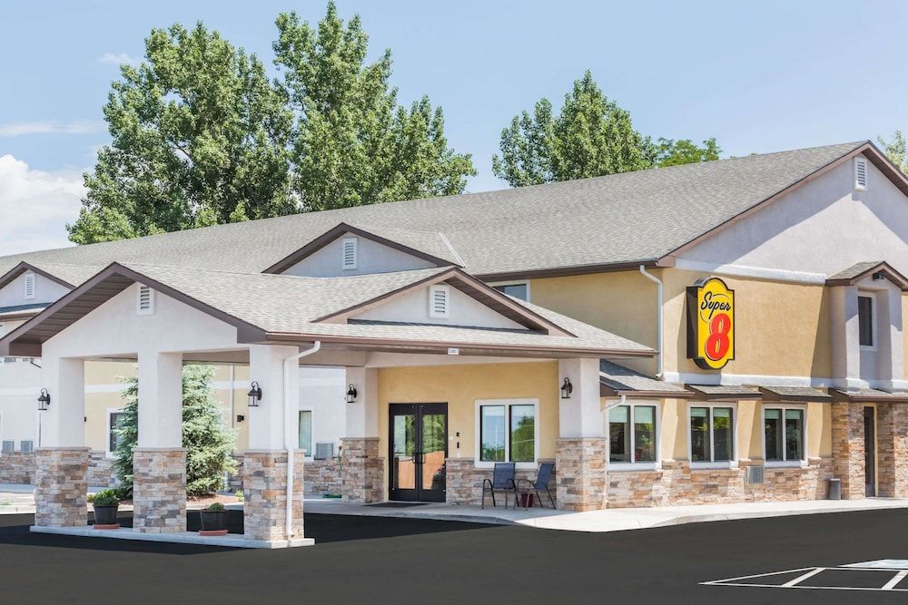 Super 8 by Wyndham Montrose 2 estrelas em Montrose