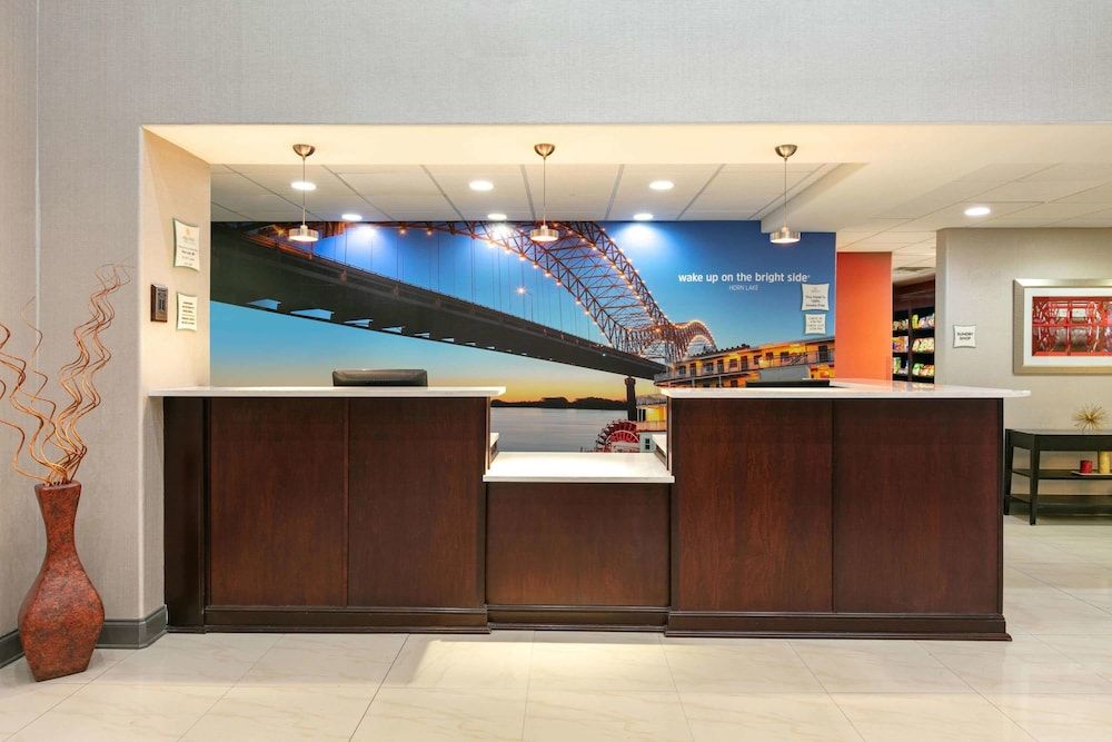 La Quinta Inn & Suites by Wyndham Horn Lake / Southaven Area 2