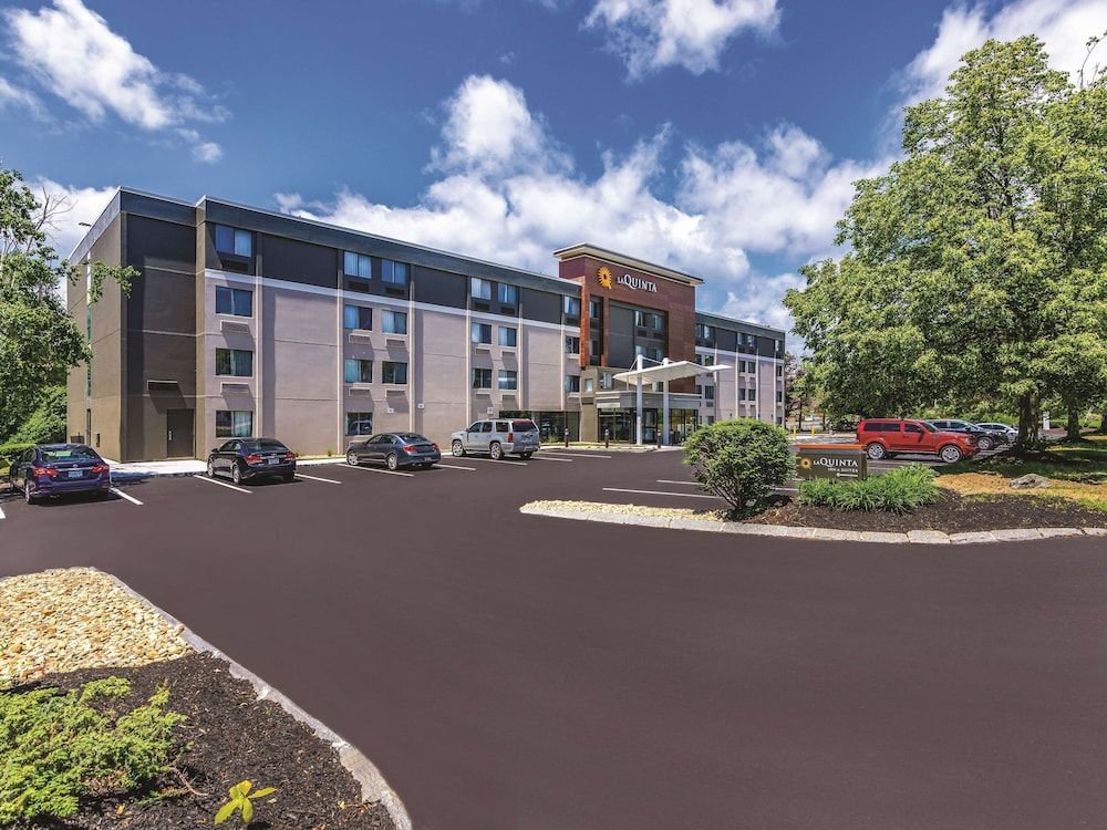 La Quinta Inn & Suites by Wyndham Salem NH 3 estrelas em Salem