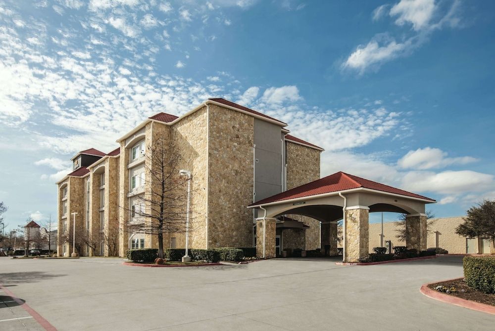 La Quinta Inn & Suites by Wyndham Mansfield TX 3 estrelas em Mansfield