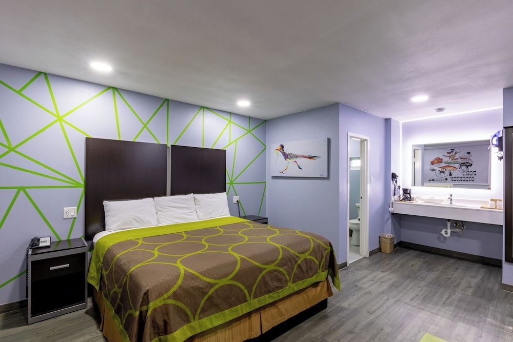 Executive Inn 2