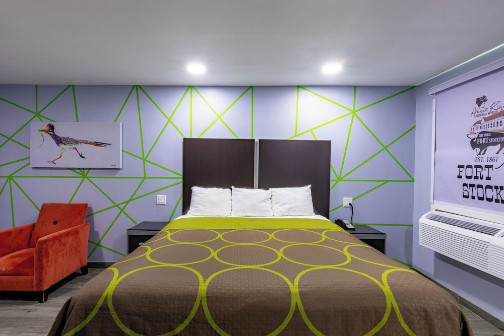 Executive Inn 3