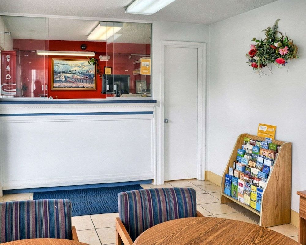 Econo Lodge Ruther Glen 2