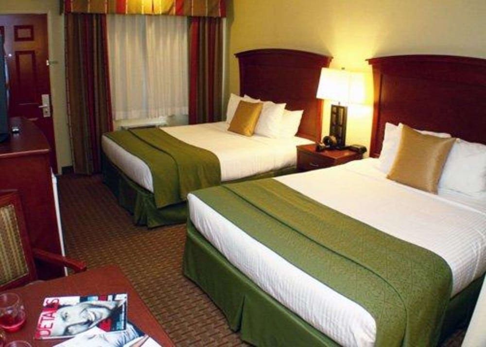 Quality Inn & Suites, Santa Cruz Mountains 2