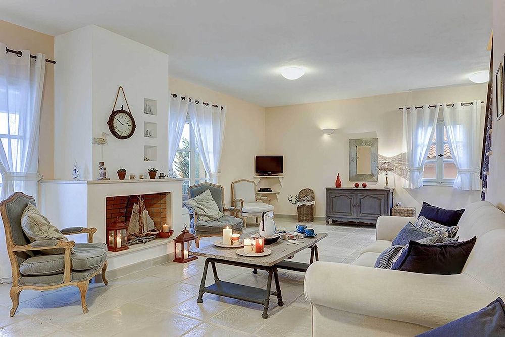 Villa Persephone 2