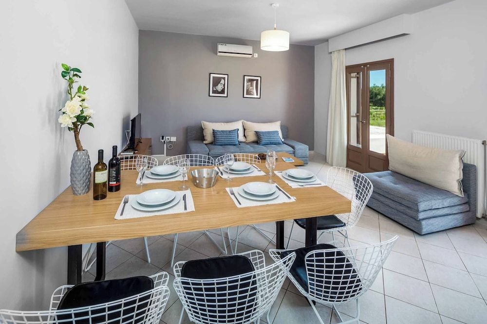 Villa Orchard 3