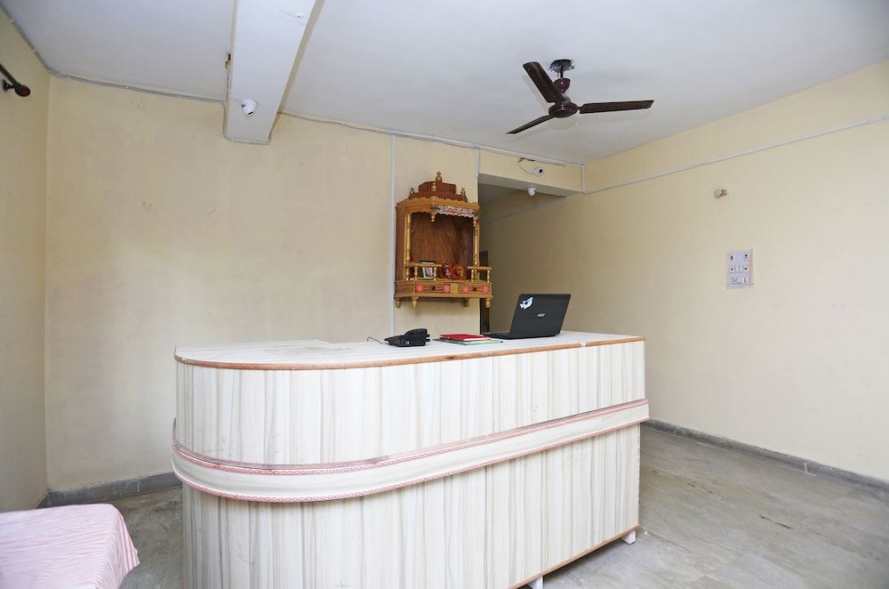 OYO 19971 Hotel New Urvashi 3