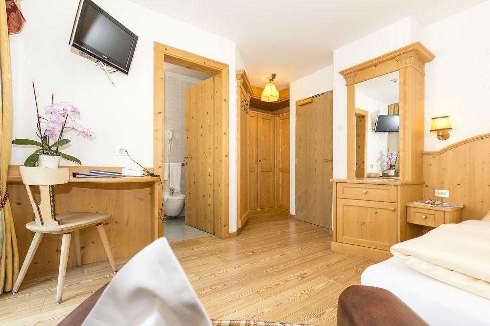 Hotel Alpenrose 2