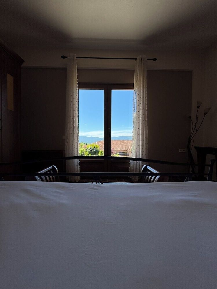 Hotel Epavlis 2