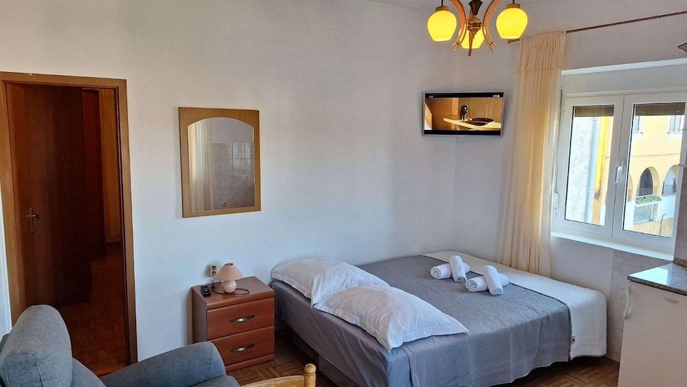 Apartment Zvone 2