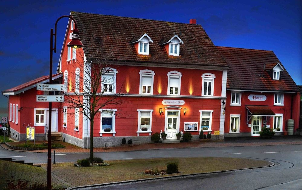 Hotel Zur Tanne -1 estrellas en Fischingen
