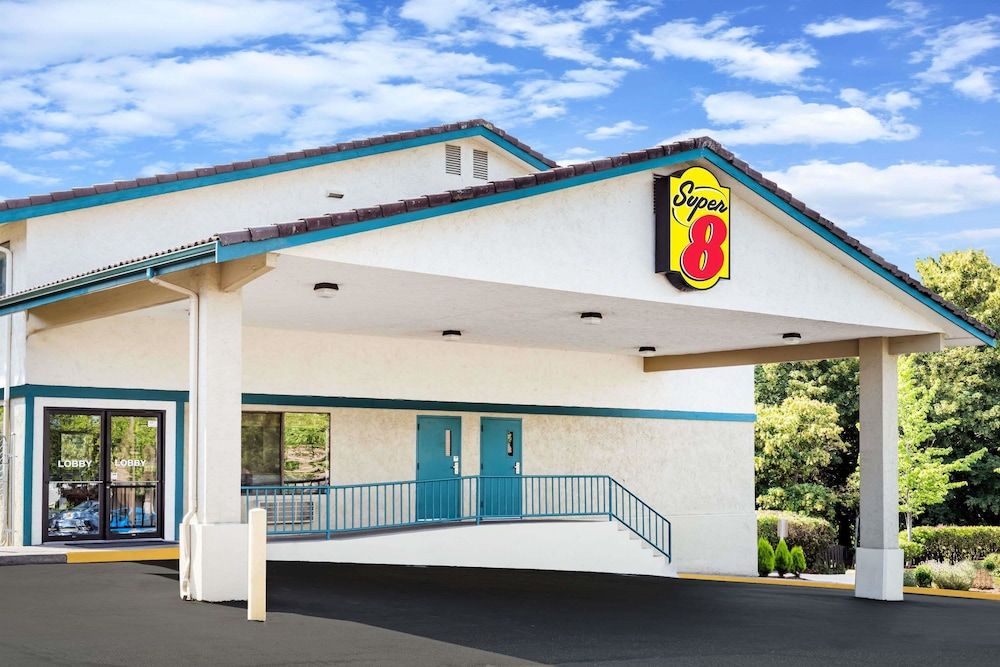 Super 8 by Wyndham Bremerton 2 estrellas en Bremerton