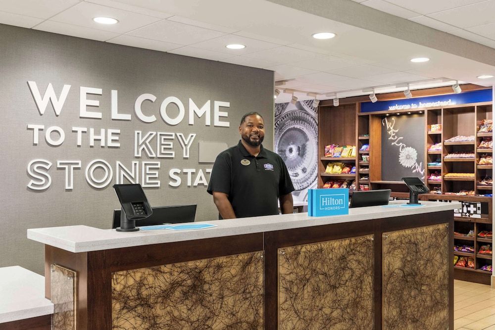 Hampton Inn & Suites Pittsburgh/Waterfront-West Homestead 3