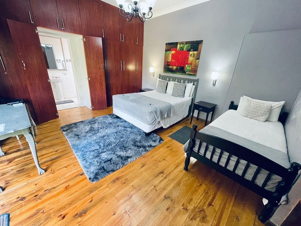 Madeira Bed 3