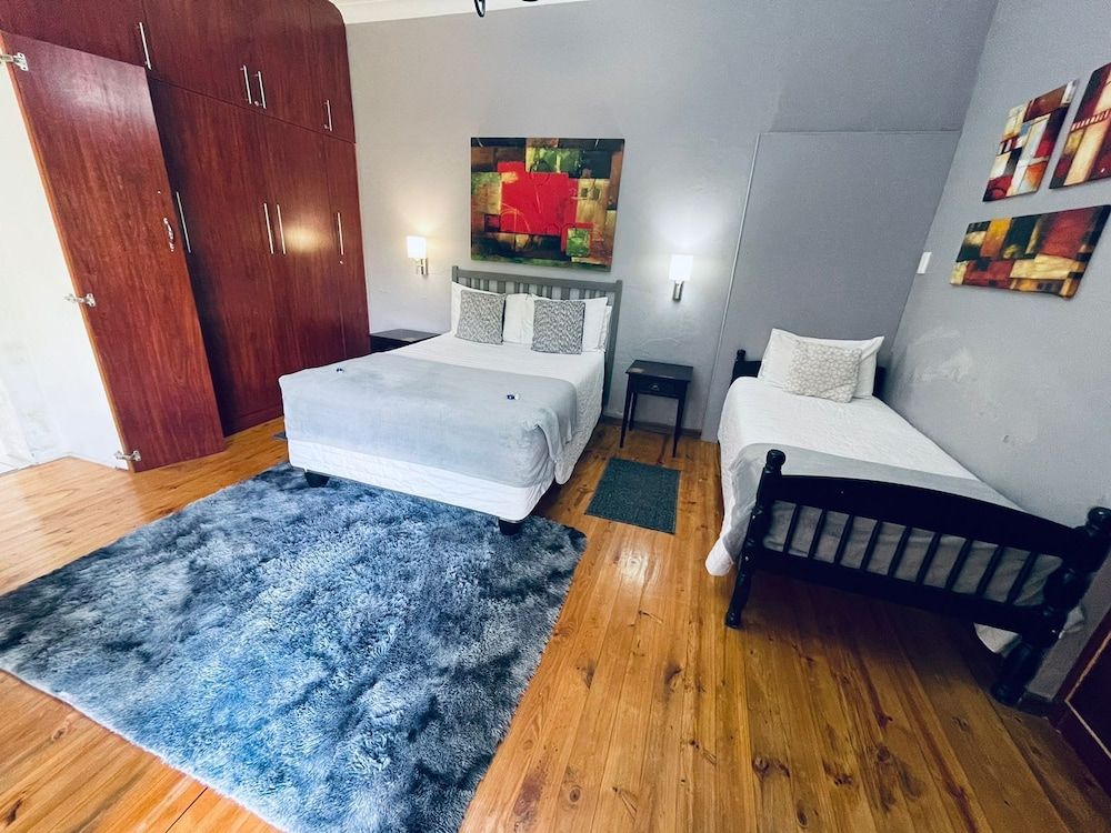 Madeira Bed 2