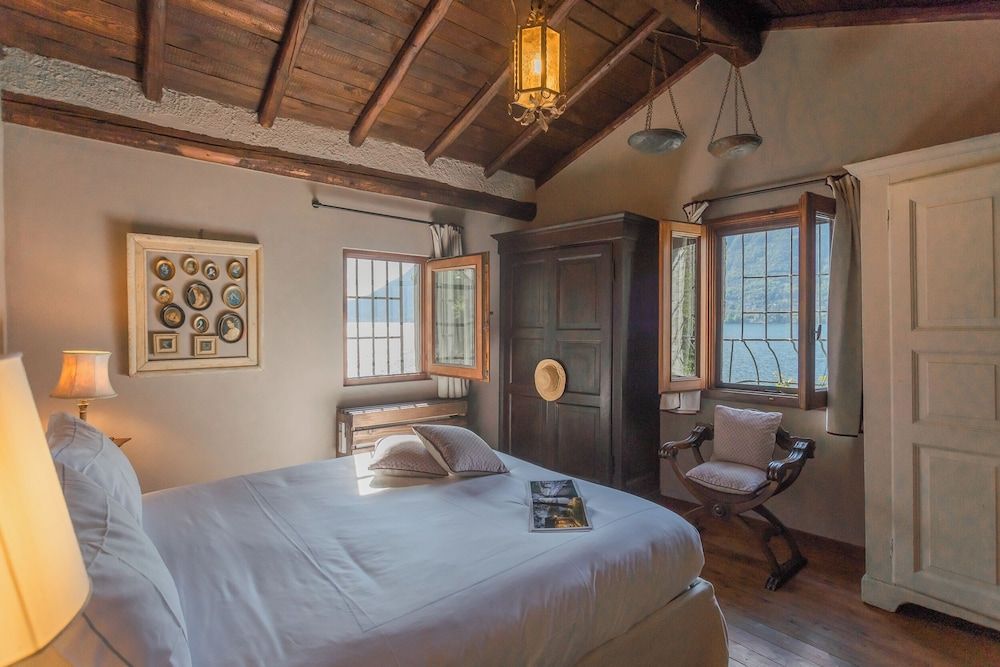 The Writer's Nest by Rent all Como 3