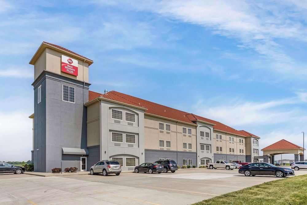 Best Western Plus MidAmerica Hotel 4 estrellas en Mascoutah