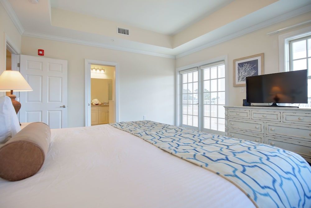Waterside Resort 3