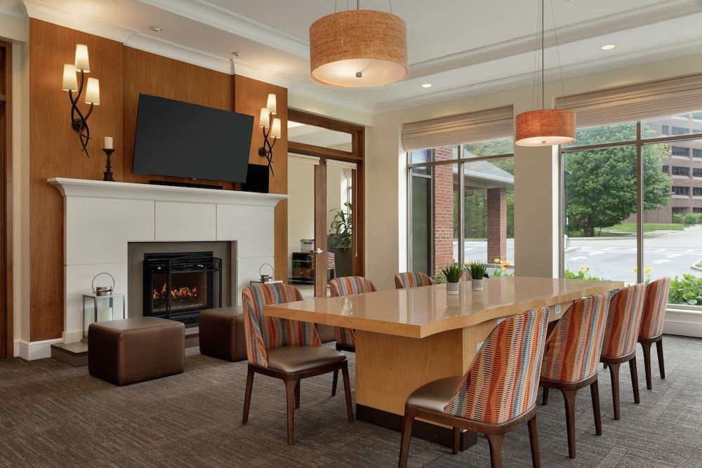 Hilton Garden Inn Stony Brook 2