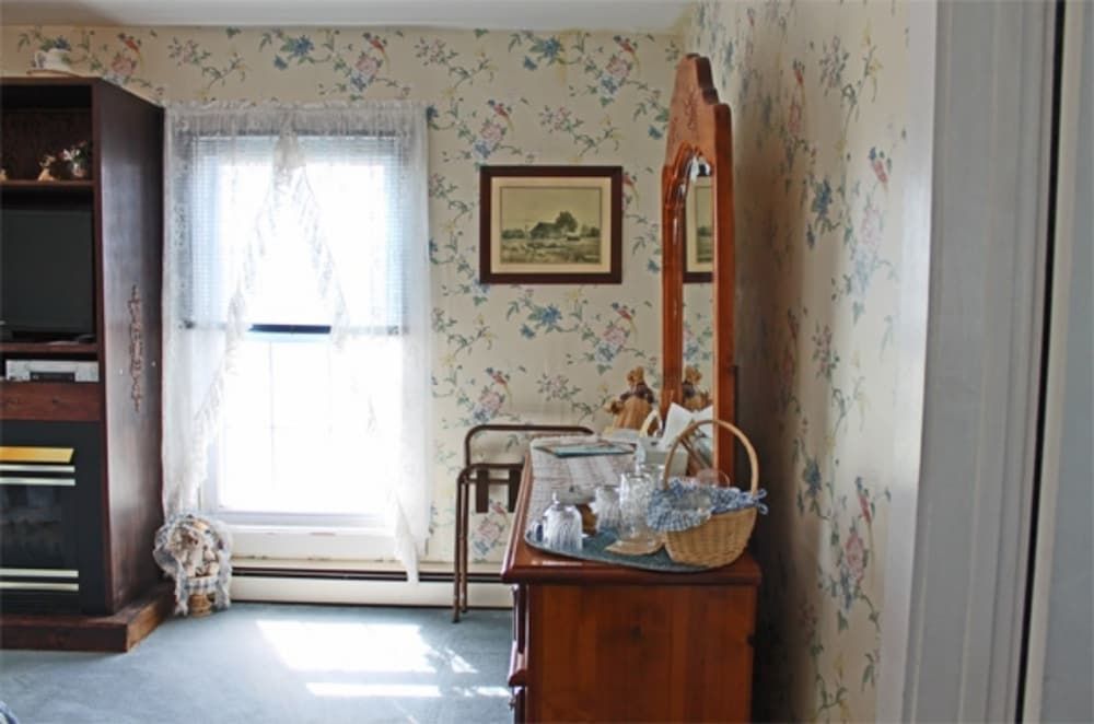 Belle Aire Mansion Guest House 2