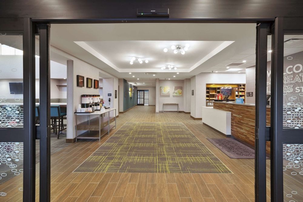 Hampton Inn & Suites Grandville Grand Rapids South 3