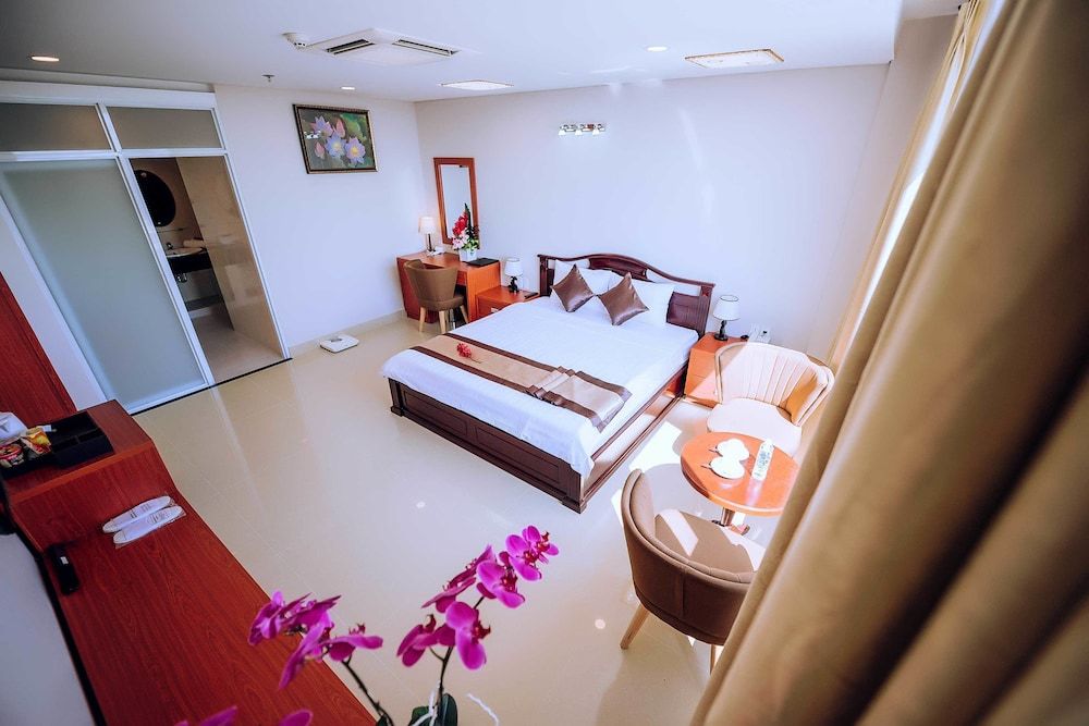 Victory Hotel 2
